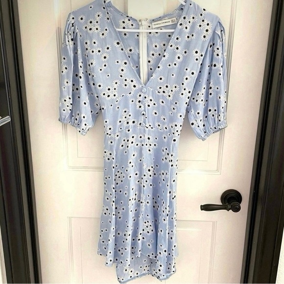 Faithfull the Brand x Revolve Blue Daisy Print Mini Dress size 4 - Picture 7 of 10